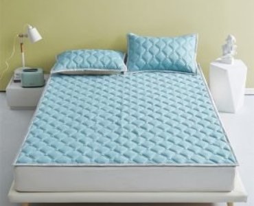 Bed-Covers-Extra-Large-Bed-Cover-1.jpg